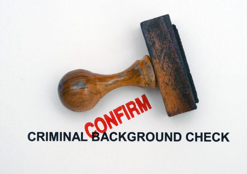 do dropped or dismissed charges appear on criminal background checks